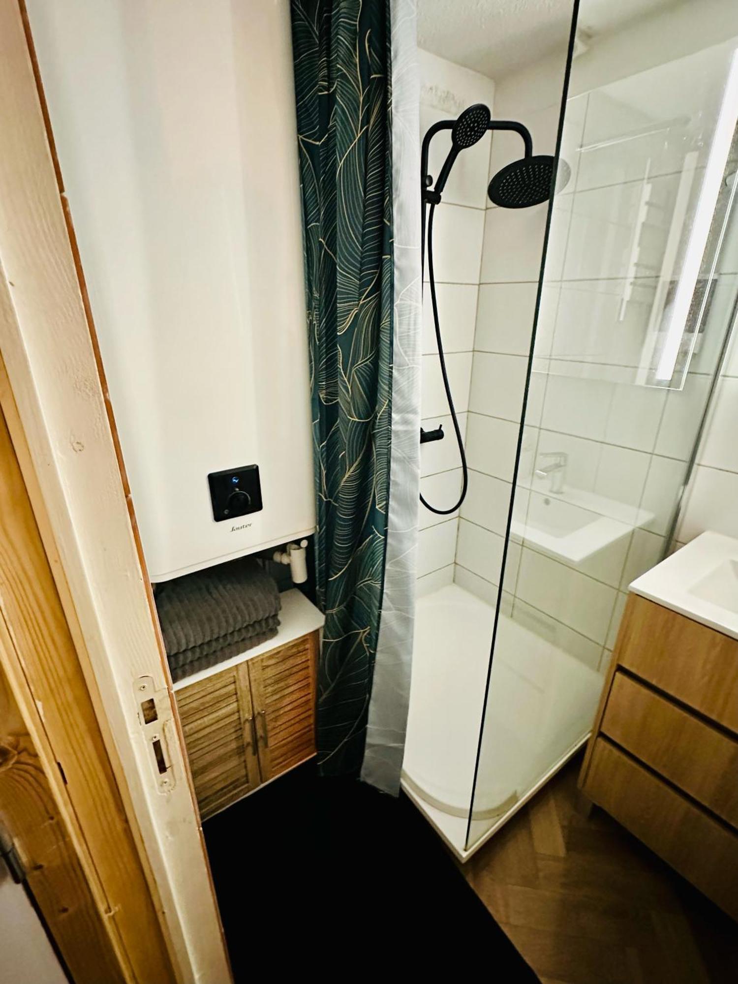 Residence Le Sunset: Seaside Retreat with Garden and Bike-Friendly Amenities Marseillan  Exterior photo