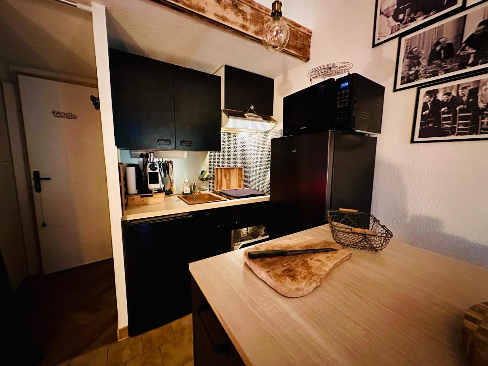 Residence Le Sunset: Seaside Retreat with Garden and Bike-Friendly Amenities Marseillan  Exterior photo